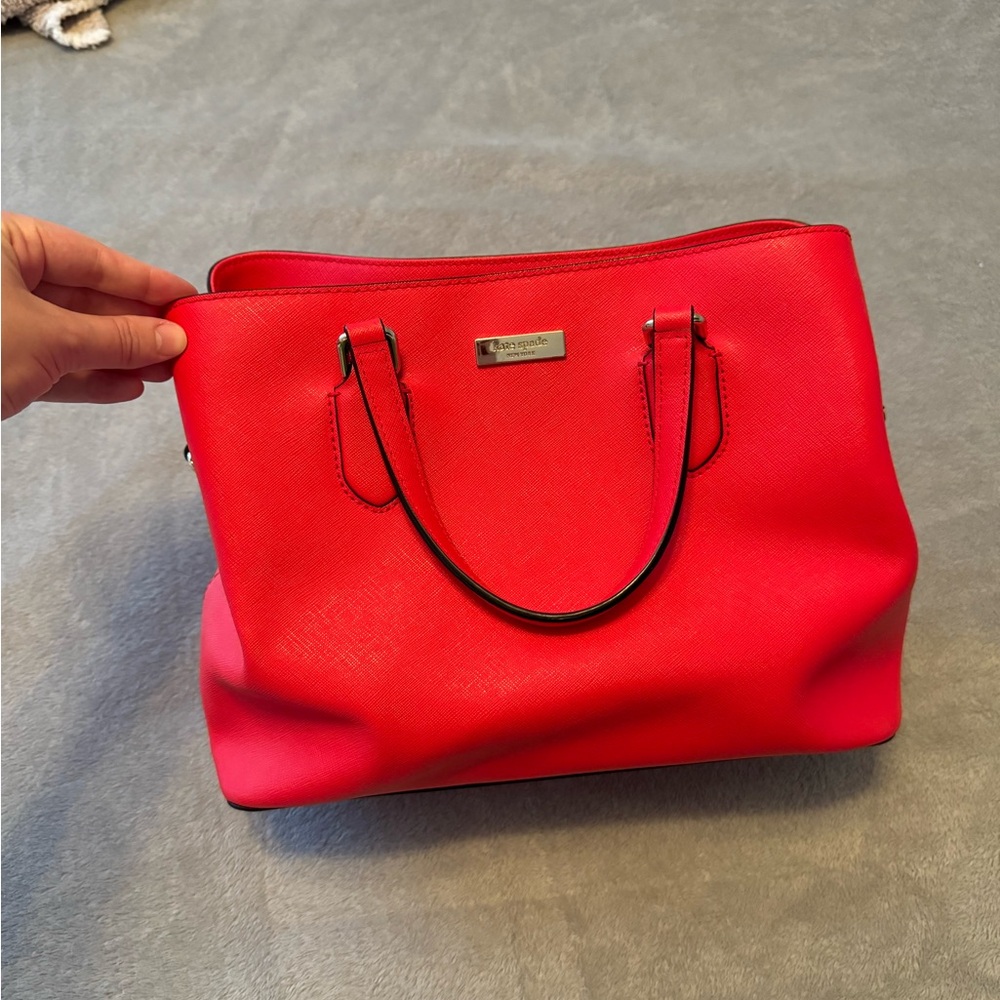 Kate Spade purse and wallet! In great condition!